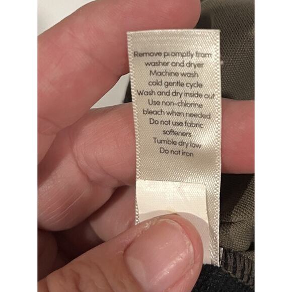 Athleta Women Camo Contender Leggings M Black/Olive Green Outdoor Hiking Running - Picture 10 of 12